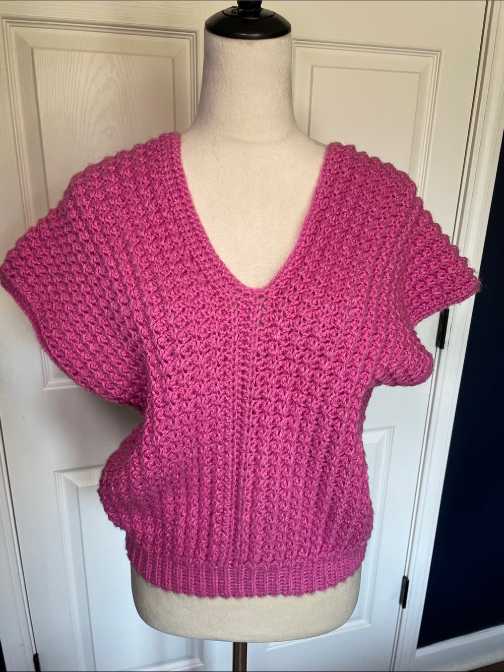 Vintage Handmade Pink Crochet Sweater Vest V Neck Chunky Size Large